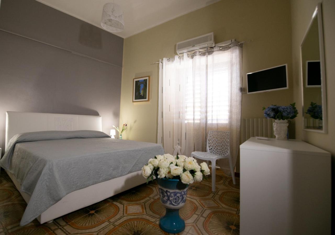B&B Al Centro Nicosia Bagian luar foto