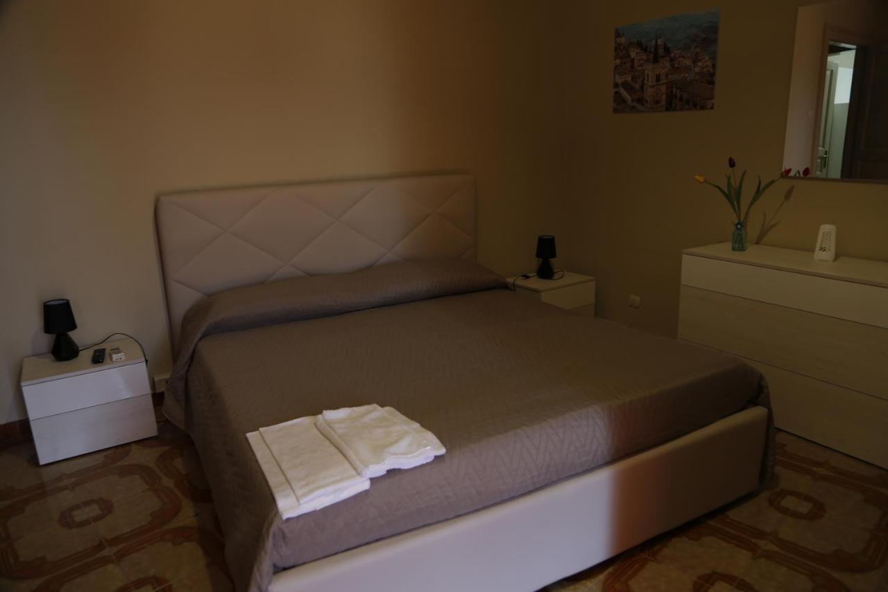 B&B Al Centro Nicosia Bagian luar foto
